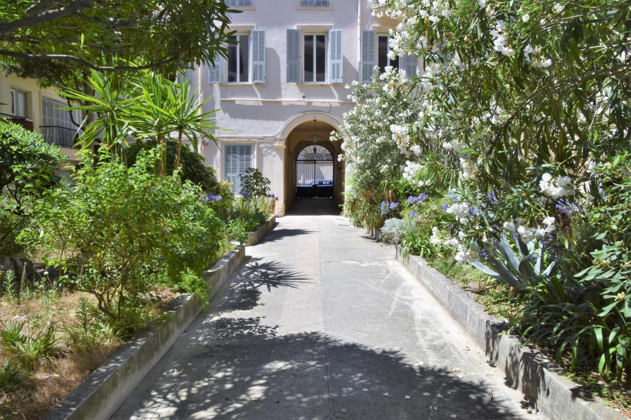 Appartement Bellecour Loft à Menton Extérieur photo